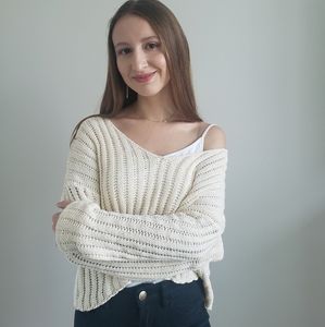 Crop top sweater